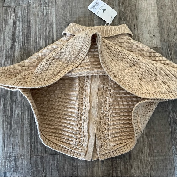 Hope & Henry girls button front rib sweater cape - Picture 3 of 5